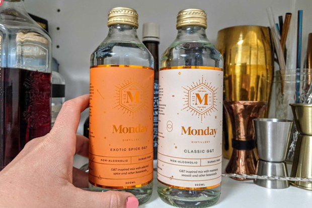 Alcohol-free gin