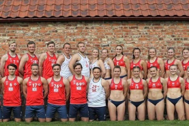 Reddit volley ball pic