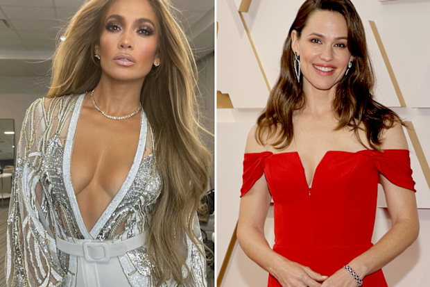 Jennifer Lopez and Jennifer Garner split 4b3.