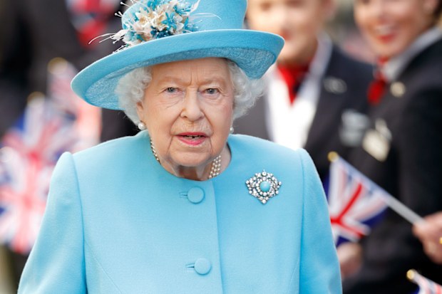 Queen Elizabeth visits British Airways