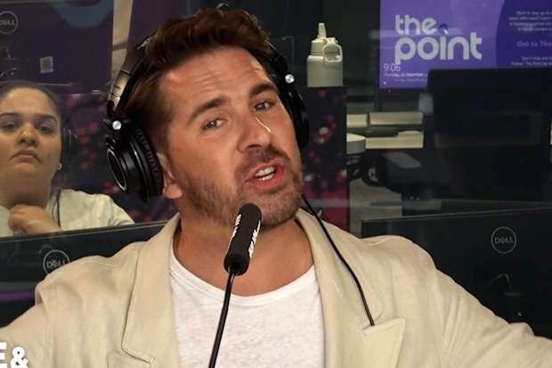 Hugh Sheridan speaks about falling out with Rebel Wilson on The Kyle and Jackie O Show