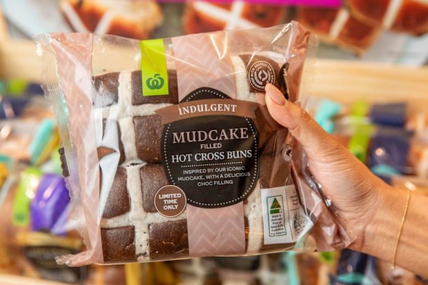 Woolworths' 2026 easter hot cross bun range indulgent mudcake flavour