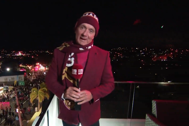 Brisbane weather: Meteoroid spotted behind Queensland weather presenter ...