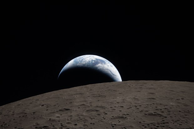 NASA moon base mission