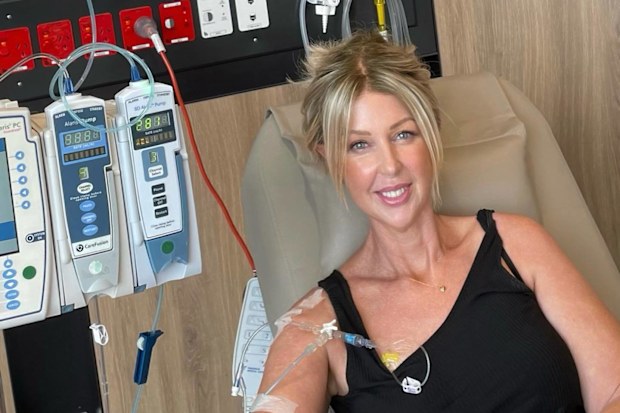 Leane Flynn in hospital during cancer treatment.