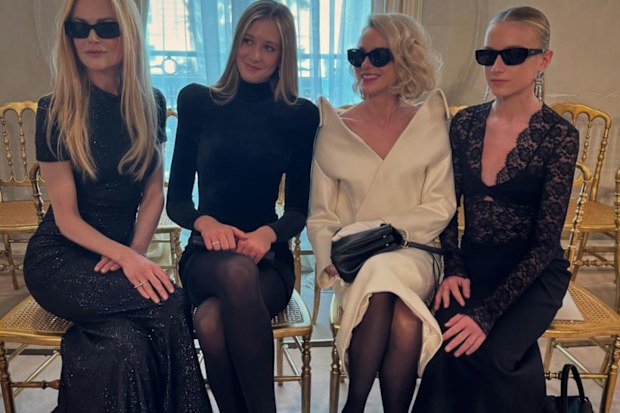 Nicole Kidman and Naomi Watts with their daughters Sunday Rose and Kai Schreiber