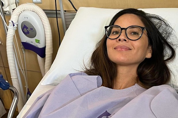 Olivia Munn reveals breast cancer diagnosis and double mastectomy