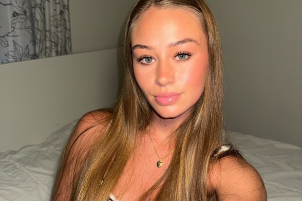 Trinity Howard performed a 'loyalty test' on a stranger.