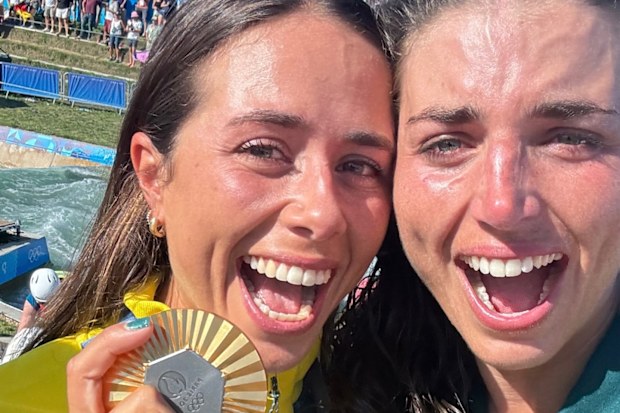 Australian Olympians Jess and Noemie Fox at Paris 2024.