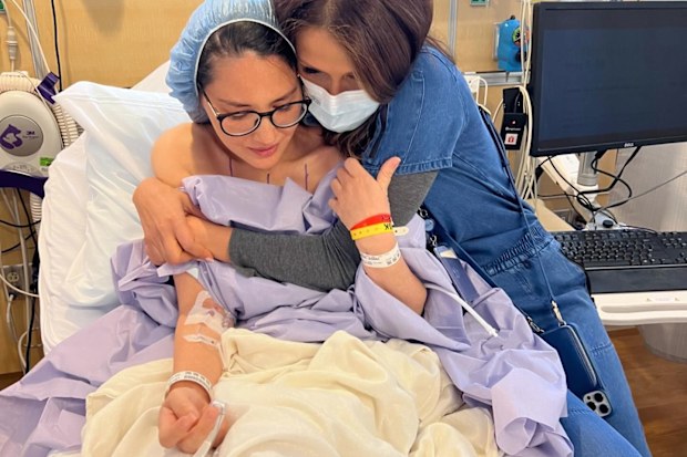 Olivia Munn reveals breast cancer diagnosis and double mastectomy