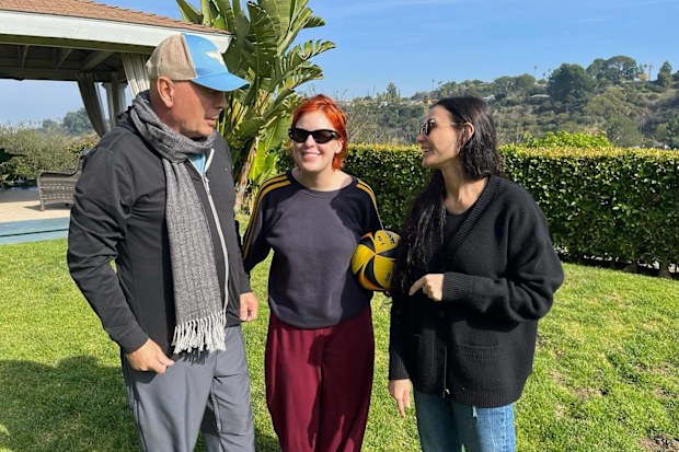 Bruce Willis, Tallulah Willis, and Demi Moore