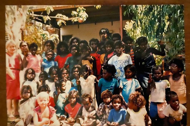 Chris Hemsworth young in NT town