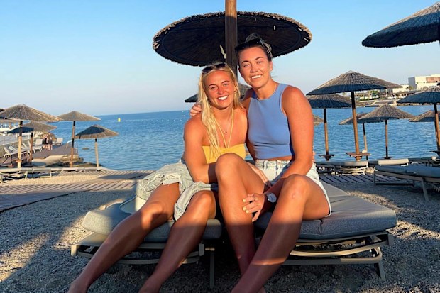 Kirsty Smith and Mackenzie Arnold started dating in 2022 after Smith joined West Ham.