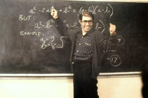 Edward James Olmos