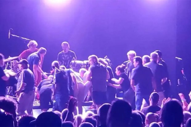 Carlos Santana collapses on-stage during US concert