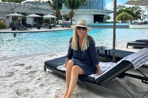 sami lukis winter escapes cairns