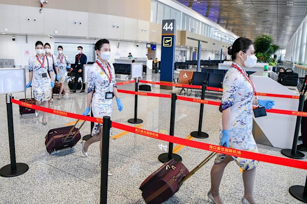 Chinese carrier Hainan Airlines has defended imposing weight requirements on flight attendants after reports of the new policy went viral on social media and sparked a public backlash.
