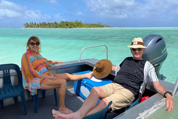 The Travel Guides 2024 in the Cook Islands Kevin and Janetta