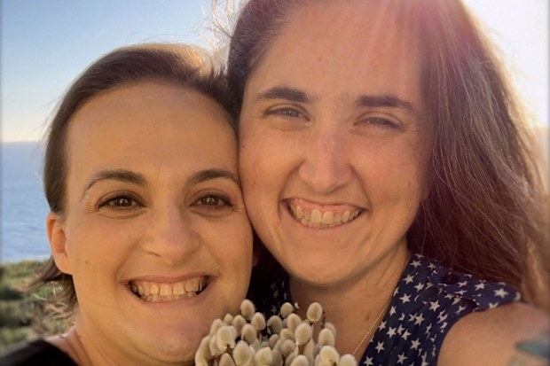 "When you love somebody, you'll ignore red flags 'til they're hitting you in the head," Jennifer Beyer (right) said about her relationship with Finch (left).