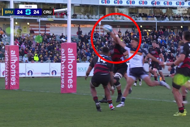 Crusaders player Quinten Strange purposely knocks the ball into touch, copping a yellow card and causing the visitors to concede a penalty try.