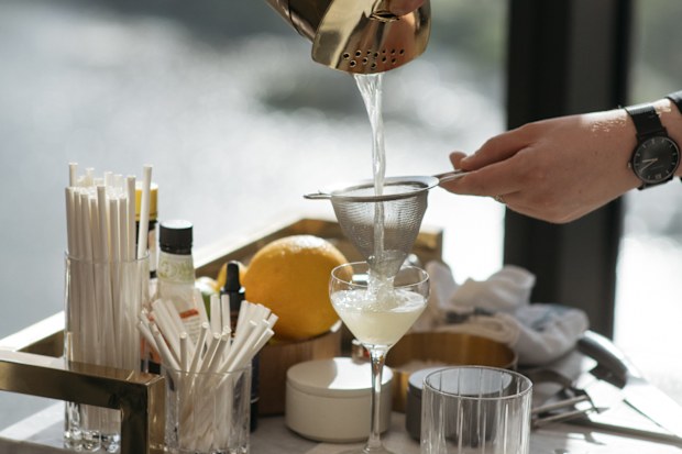Best Hotel Room Service: EOS by Skycity, SA