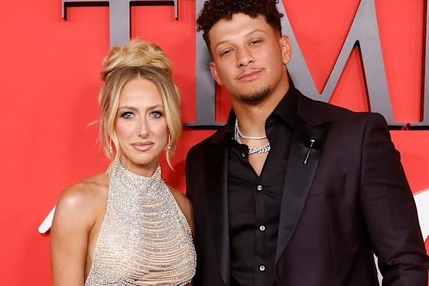 Brittany Mahomes and Patrick Mahomes 