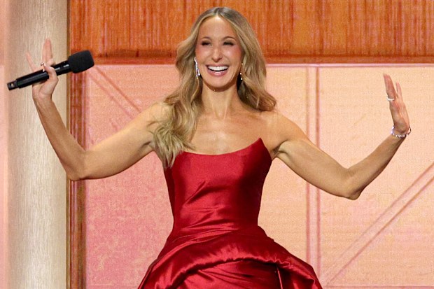 Nikki Glaser speaks onstage during the 83RD ANNUAL GOLDEN GLOBES®, airing live from the Beverly Hilton in Beverly Hills, California on Sunday, January 11, 2026 at 8 PM ET/5 PM PT, on CBS and streaming on Paramount+. Photo: Kevork Djansezian/CBS ©2026 CBS Broadcasting, Inc. All Rights Reserved.
