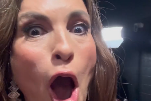 Mariska Hargitay and Chris Meloni