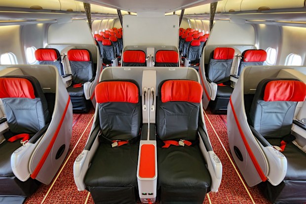 The cabin featured 12 leather chairs set up in 2-2-2 configuration.