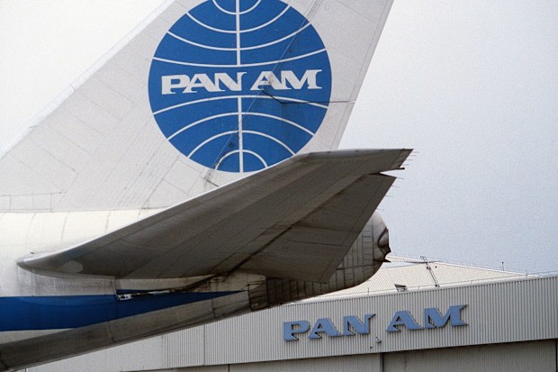  A Pan Am plane