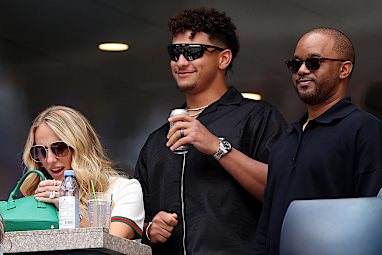 Patrick Mahomes and Brittany Mahomes 
