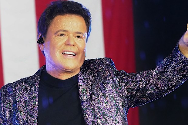 Donny Osmond fan sues after being hit in face with inflatable ball and ...