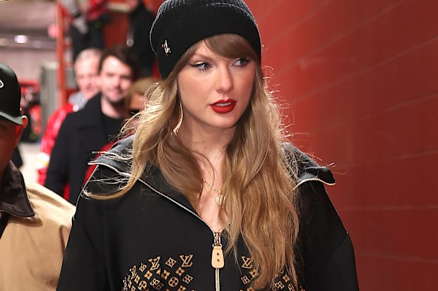 Taylor Swift at the Kansas City Chiefs vs Buffalo Bills AFC Championship game