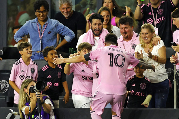 FORT LAUDERDALE, FLORIDA - JULY 21: Lionel Messi #10 of Inter Miami CF celebrates with his family during the Leagues Cup 2023 match between Cruz Azul and Inter Miami CF at DRV PNK Stadium on July 21, 2023 in Fort Lauderdale, Florida. (Photo by Mike Ehrmann/Getty Images)