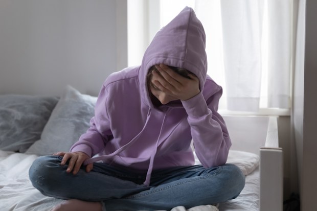 Grandparents unreasonable demand to make the kids dress up shocked the family
