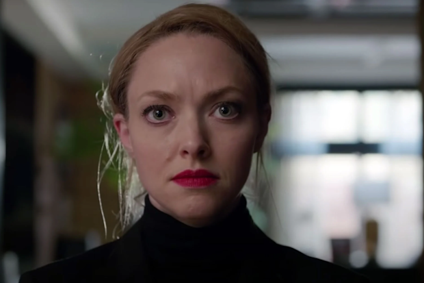 Amanda Seyfried plays real-life convicted entrepreneur Elizabeth Holmes in The Dropout.