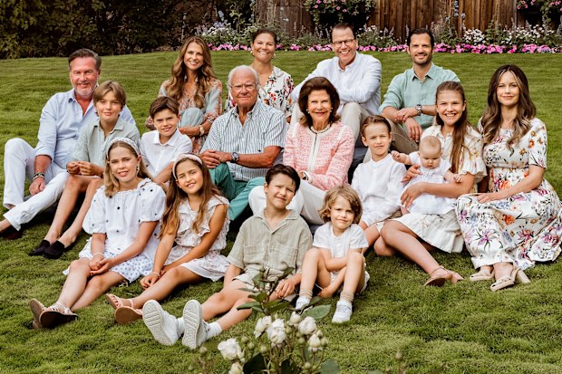 Sweden's royal family at their summer residence, Solliden, in 2025. King Carl XVI Gustaf, Queen Silvia, Crown Princess Victoria, Prince Daniel, Princess Estelle, Prince Oscar, Prince Carl Philip, Princess Sofia, Prince Alexander, Prince Julian, Prince Gabriel, Princess Madeleine, Chris O'Neill, Princess Leonore, Prince Nicolas and and Princess Adrienne.