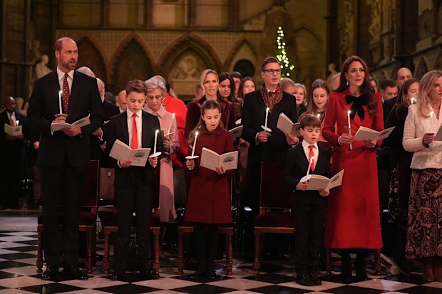 Prince William, Prince of Wales, Prince George, Princess Charlotte, Prince Louis and Catherine, Princess of Wales 