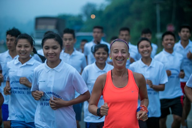 Samantha with a team of runners.