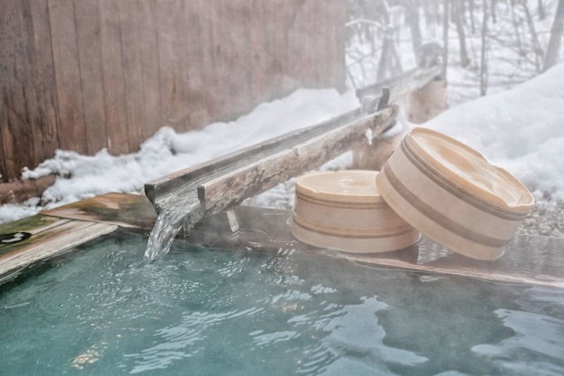 Japanese onsen and snow