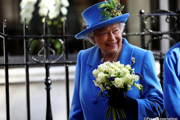 Queen unveils plaque with secret coded message