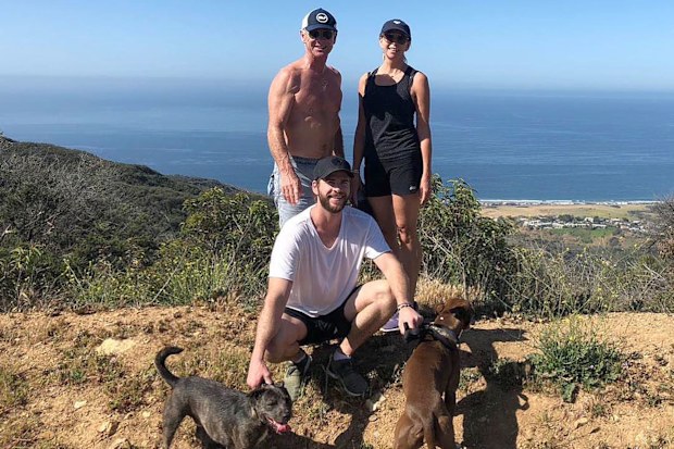 Liam Hemsworth, parents, dad Craig, mum Leonie, Instagram, photo
