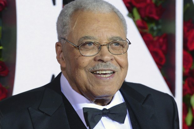 James Earl Jones arrives at the Tony Awards on June 12, 2016, in New York. 