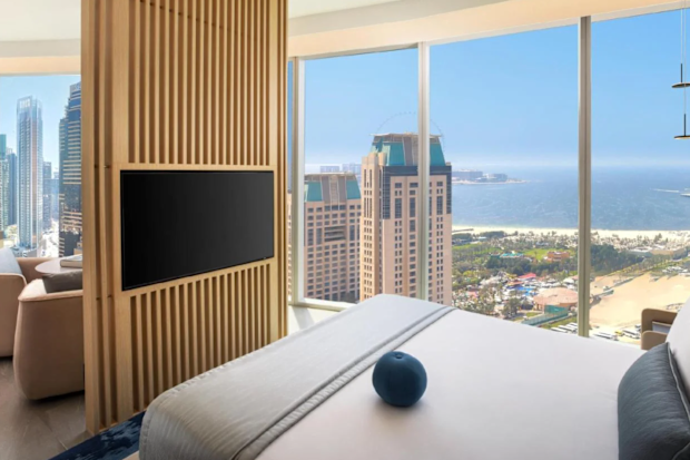 worlds tallest hotel Ciel Dubai Marina
