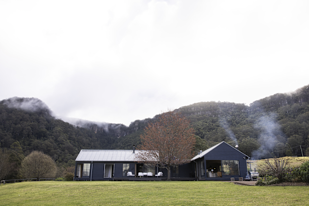 Sassafras country retreat, Southern Highlands, New South Wales - Sally