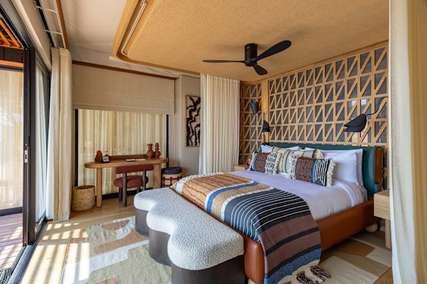 Anantara Kafue River Zambia Tented Camp – Kafue National Park, ZambiaAnticipated Opening: Q2 2026
