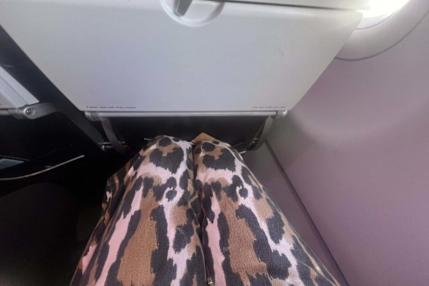 Air New zealand review Sydney Australia to Auckland New Zealand