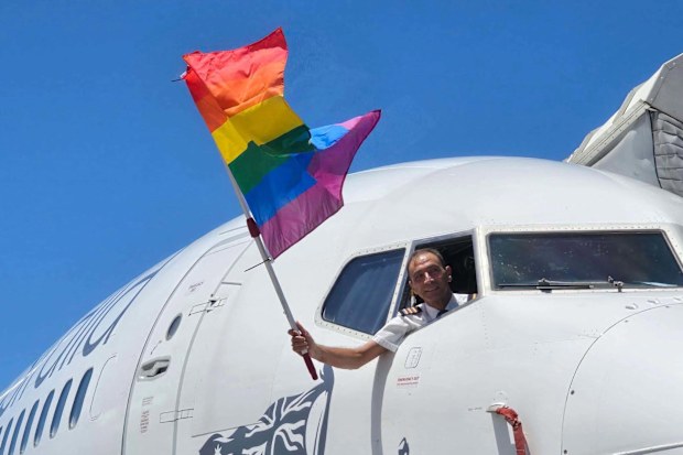 Virgin Australia pilot Ian Manning