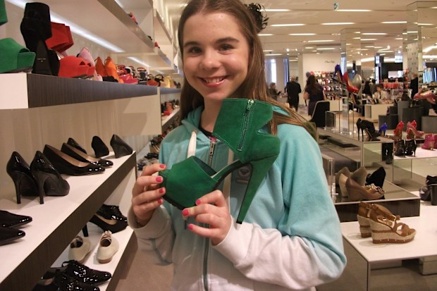 Sophie ED shopping