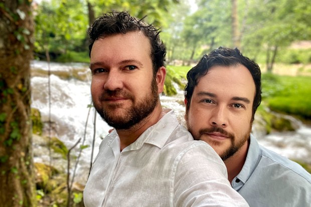 Craig Carracosta and Graham Mascord decided to tie the knot spontaneously on their travels.